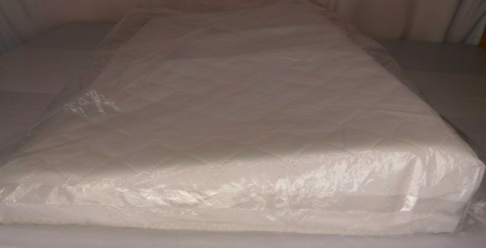 Baby Crib Wedge Memory Foam Pillow -- Newborn Reflux & Congestion Relief - Nob